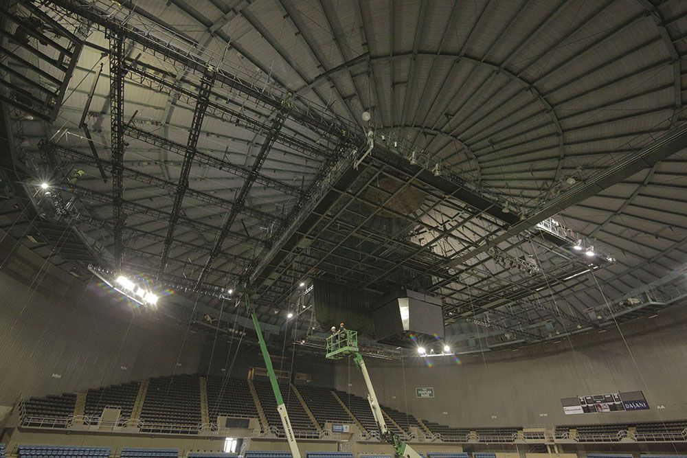 Full metal structure of the dome